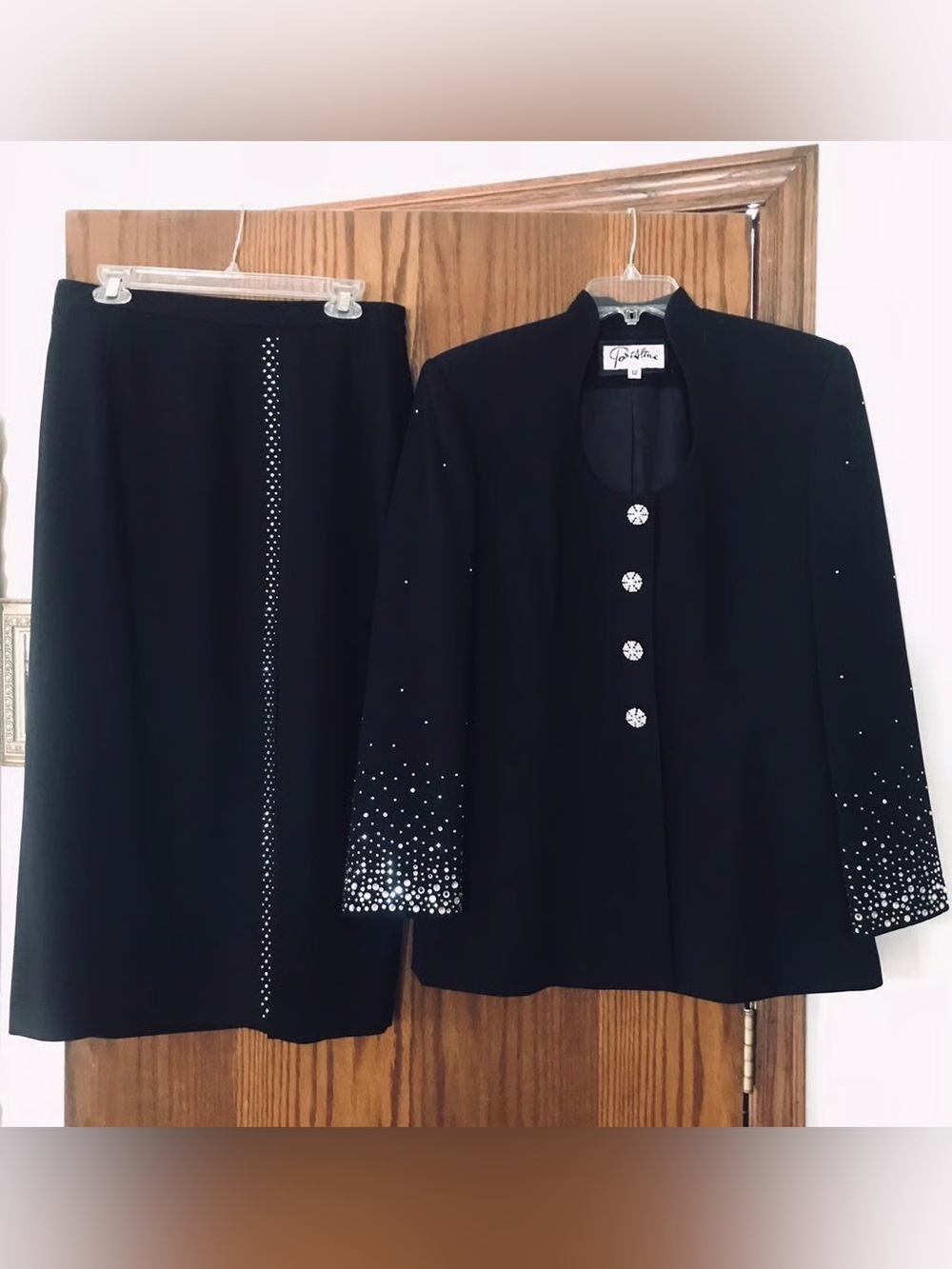 SOLINI 3PC quiet Luxury black First Lady Skirt Suit w Rhinestones Plus SZ 24 - Picture 3 of 13